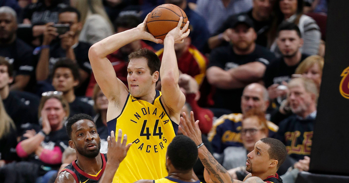 Pogledajte kako je najbolji NBA tricaš Bojan Bogdanović srušio Hawkse